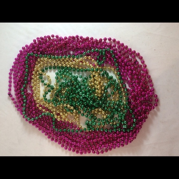 Mardi Gras Beads Bundle New Colors Magenta Green Gold 18 Strands - Picture 2 of 7
